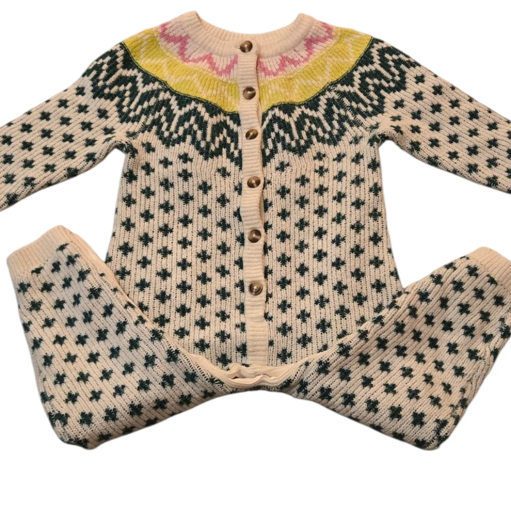 Old Navy Cream and Green Patterned Kids Footie 18 - 24 M